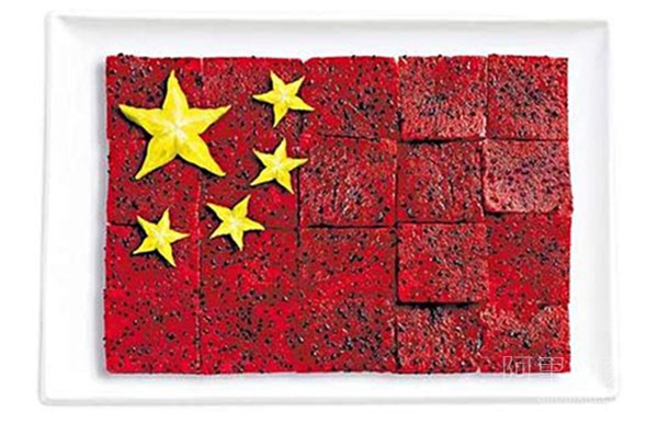 用食物组成的各国国旗 边学知识边享美味(图1)